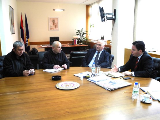 Zamjenik predsjedavajućeg Doma naroda Staša Košarac razgovarao sa predstavnicima roditelja djece oboljele od dijabetesa